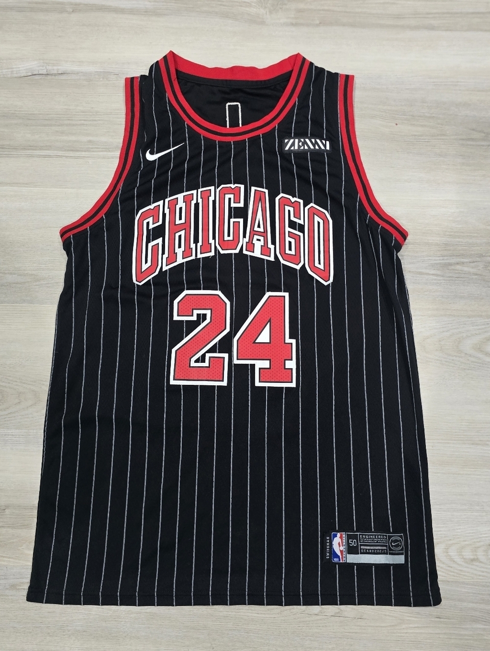 Nike Chicago Bulls #24 Lauri Markkanen Nike Statement NBA Swingman Jersey Sz 50